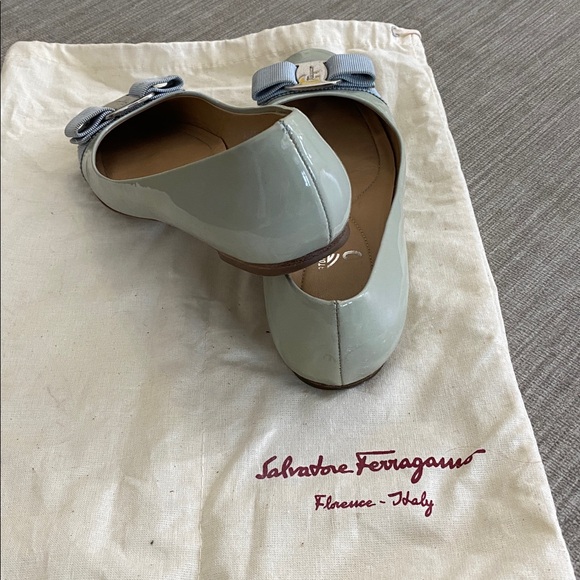 Ferragamo Varina Leather Flat in baby blue, 5B - Picture 5 of 8